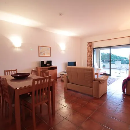 Family 2br 150 M. Lagos